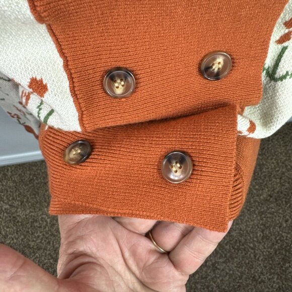 DAZY Women's S Crew LS Double Breasted Button Cardi Sweater Rust Floral EUC - Picture 3 of 12